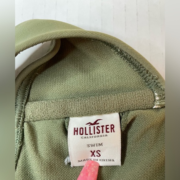 Hollister Bikini Top Olive Green Halter - Picture 5 of 6